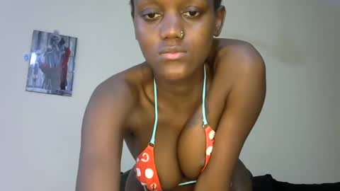 Snapshot of sexy_boobs23 chatting on January 13, 2025, 1:02 am liya online show from January 13, 2025, 1:02 am