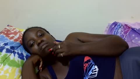 Snapshot of sexy_butt1 chatting on February 20, 2025, 12:19 am sexy butt1 online show from February 20, 2025, 12:19 am