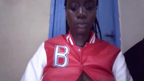 sexy_butty01 online show from February 14, 2026, 7:43 pm