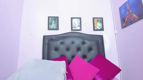 sexy_candy18x online show from May 16, 2026, 12:29 am