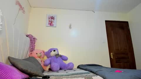 Celena Selena online show from September 25, 2025, 7:39 pm