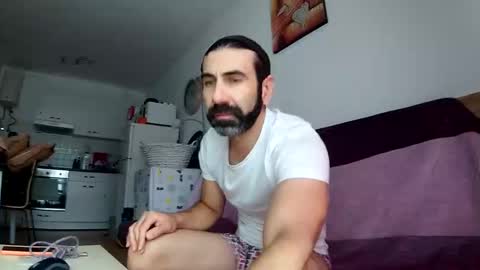 Bunny online show from November 17, 2025, 12:11 pm