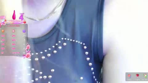 sexy_couple_xx1 online show from September 17, 2025, 7:15 pm