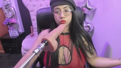 Snapshot of sexy_cristall chatting on May 13, 2026, 8:38 pm C R I S T A L online show from May 13, 2026, 8:38 pm