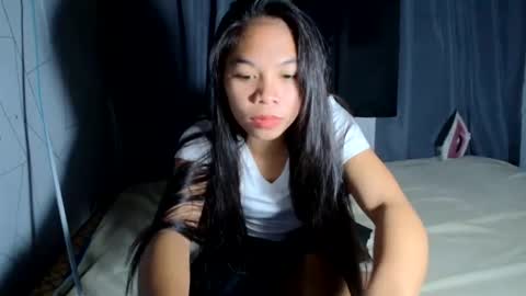 sexy_criz online show from December 15, 2025, 12:37 am