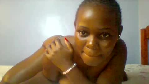 Snapshot of sexy_curvy2 chatting on November 28, 2025, 6:49 am bubble online show from November 28, 2025, 6:49 am