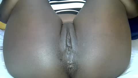 Snapshot of sexy_esther92 chatting on December 5, 2025, 11:19 am sexy_esther92 online show from December 5, 2025, 11:19 am