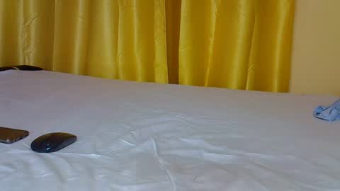 sexy_esther92 online show from April 7, 2026, 10:09 pm