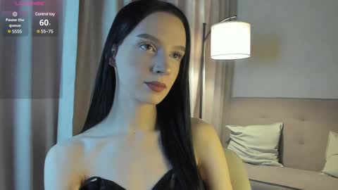 Flora online show from December 3, 2024, 8:27 am