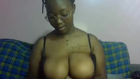 Snapshot of sexy_helle chatting on March 2, 2026, 4:14 pm sexy_helle online show from March 2, 2026, 4:14 pm