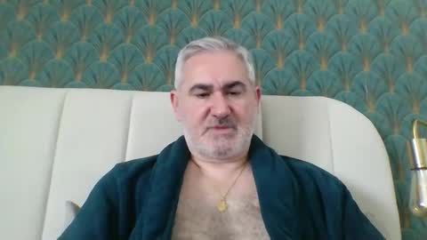 Antonio online show from April 23, 2026, 1:57 pm