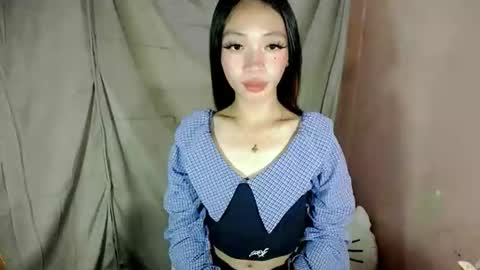 Snapshot of sexy_jeann chatting on December 16, 2025, 7:46 am Shane online show from December 16, 2025, 7:46 am