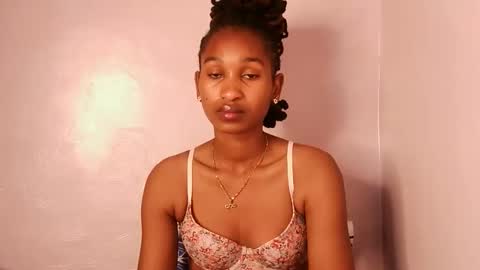 Snapshot of sexy_joyline chatting on November 25, 2025, 2:00 am joy online show from November 25, 2025, 2:00 am