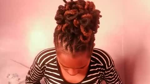 Snapshot of sexy_joyline chatting on November 30, 2025, 11:31 pm joy online show from November 30, 2025, 11:31 pm