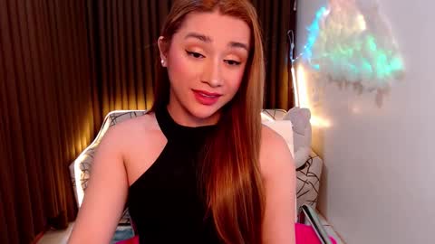 Snapshot of sexy_kitty699 chatting on November 18, 2025, 12:27 am Kathy online show from November 18, 2025, 12:27 am