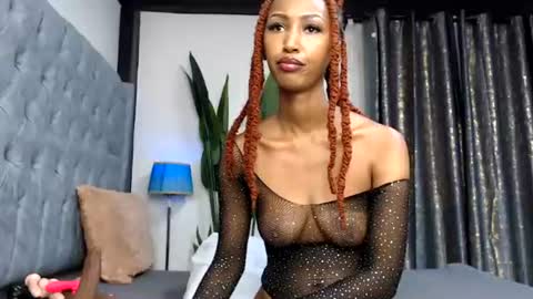 Snapshot of sexy_larisa chatting on July 14, 2026, 6:51 am larisa online show from July 14, 2026, 6:51 am