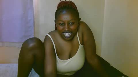 Snapshot of sexy_latasha chatting on January 6, 2026, 11:36 am sexy_latasha online show from January 6, 2026, 11:36 am