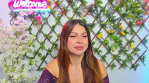 Snapshot of sexy_lily20 chatting on October 27, 2025, 3:43 am Lily online show from October 27, 2025, 3:43 am