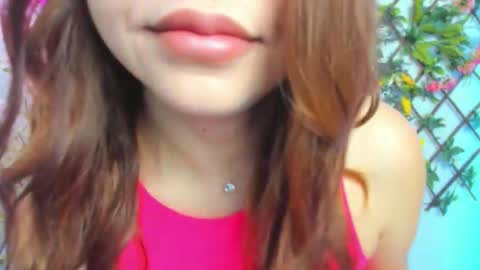 Snapshot of sexy_lily20 chatting on December 2, 2025, 4:29 am Lily online show from December 2, 2025, 4:29 am