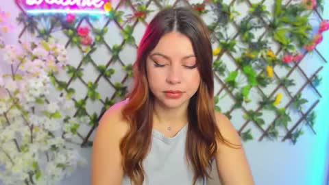 Snapshot of sexy_lily20 chatting on December 5, 2025, 2:53 am Lily online show from December 5, 2025, 2:53 am