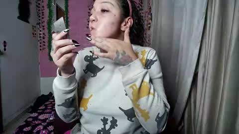 sexy lolas online show from December 21, 2025, 11:56 pm