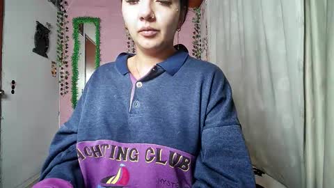 sexy lolas online show from February 15, 2026, 7:51 am