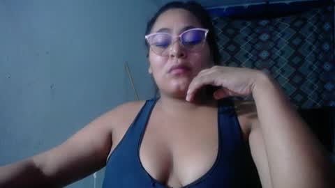Snapshot of sexy_love_15 chatting on April 22, 2026, 6:05 am SIRENA LOVE online show from April 22, 2026, 6:05 am