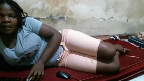 Snapshot of sexy_lunah chatting on December 1, 2025, 7:30 pm sexy_lunah online show from December 1, 2025, 7:30 pm