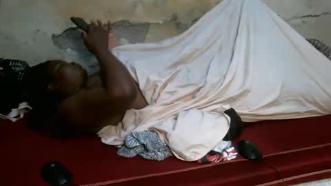 Snapshot of sexy_lunah chatting on December 5, 2025, 3:37 am sexy_lunah online show from December 5, 2025, 3:37 am