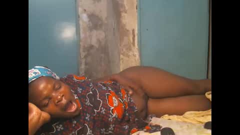 Snapshot of sexy_lunah chatting on December 14, 2025, 7:51 pm sexy_lunah online show from December 14, 2025, 7:51 pm