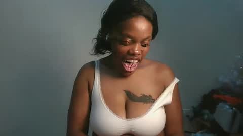 sexy_lyna online show from January 18, 2026, 8:40 am