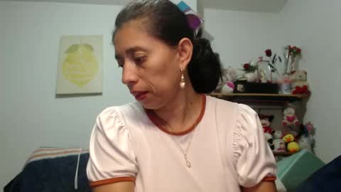 Snapshot of sexy_mary_69 chatting on September 27, 2025, 11:21 pm Mary online show from September 27, 2025, 11:21 pm