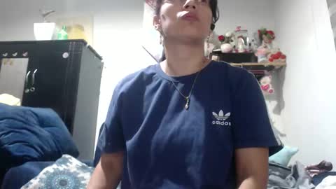 Snapshot of sexy_mary_69 chatting on October 29, 2025, 2:25 am Mary online show from October 29, 2025, 2:25 am