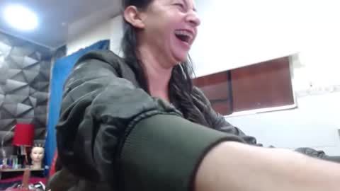 MARIPOSA online show from November 19, 2025, 2:28 pm