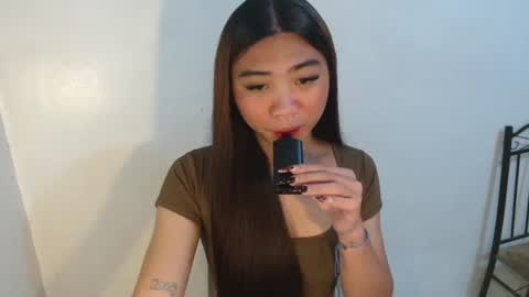 Snapshot of sexy_mikaxoxo chatting on February 5, 2026, 4:33 pm mika online show from February 5, 2026, 4:33 pm