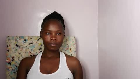 Molyne online show from February 9, 2026, 8:07 am