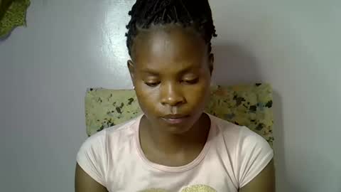 Molyne online show from February 17, 2026, 6:10 am