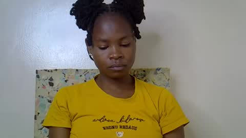 Molyne online show from March 8, 2026, 12:08 am