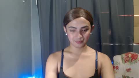Snapshot of sexy_naughtyjasminxxx chatting on February 4, 2025, 6:14 am Jasmin online show from February 4, 2025, 6:14 am
