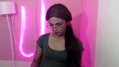 Snapshot of sexy_naughtyjasminxxx chatting on March 8, 2025, 4:01 am Jasmin online show from March 8, 2025, 4:01 am