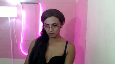 Snapshot of sexy_naughtyjasminxxx chatting on March 9, 2025, 8:42 pm Jasmin online show from March 9, 2025, 8:42 pm