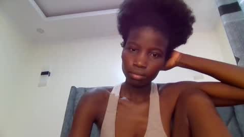 sexy_petittie online show from December 21, 2025, 8:54 am