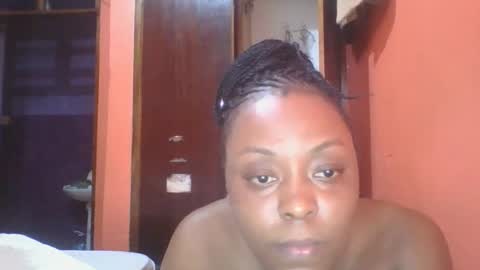 Snapshot of sexy_phee chatting on October 28, 2025, 8:40 am sexy_phee online show from October 28, 2025, 8:40 am
