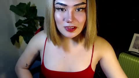 Snapshot of sexy_rc18 chatting on June 25, 2026, 6:45 pm RC online show from June 25, 2026, 6:45 pm