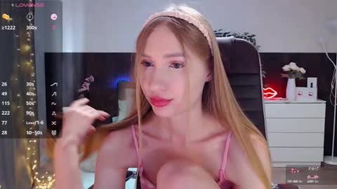 Annie - Your Dream Girl online show from March 6, 2025, 7:47 am