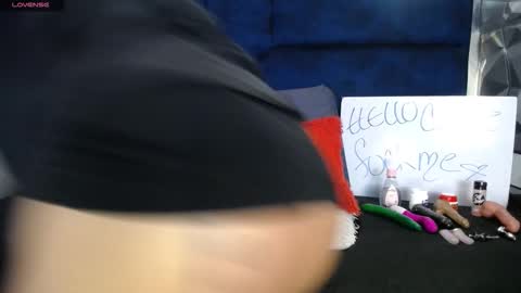 karoline online show from February 24, 2026, 4:21 am