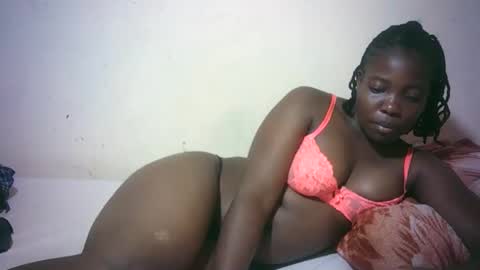 Snapshot of sexy_sandrah chatting on October 30, 2025, 7:10 am sexy_sandrah online show from October 30, 2025, 7:10 am