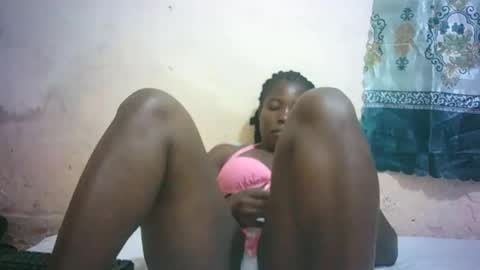 Snapshot of sexy_sandrah chatting on April 22, 2026, 7:22 am sexy_sandrah online show from April 22, 2026, 7:22 am