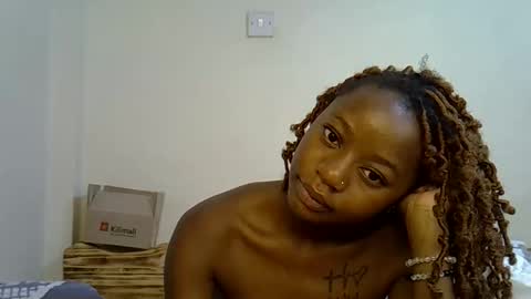 sexy_sasy online show from November 17, 2025, 2:50 am