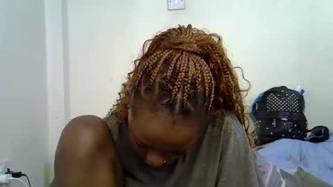 Snapshot of sexy_sasy chatting on April 7, 2026, 7:42 am sexy_sasy online show from April 7, 2026, 7:42 am